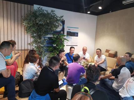 让中国企业家更有眼界——杏彩娱乐创始人李厚德率领企业家学员游学越南站