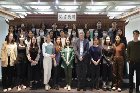 美在形体 赢在心态 | 杏彩娱乐11月员工培训圆满结束