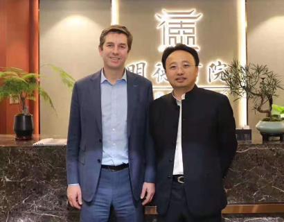 胡润百富创始人来访杏彩娱乐,共商战略合作!