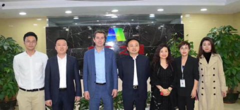 胡润百富创始人来访杏彩娱乐，共商战略合作！